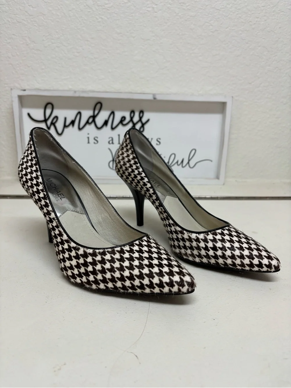 Michael Kors Black & White Houndstooth Pointed-Toe Pumps